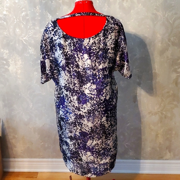 Club monaco silk dress - Picture 2 of 8